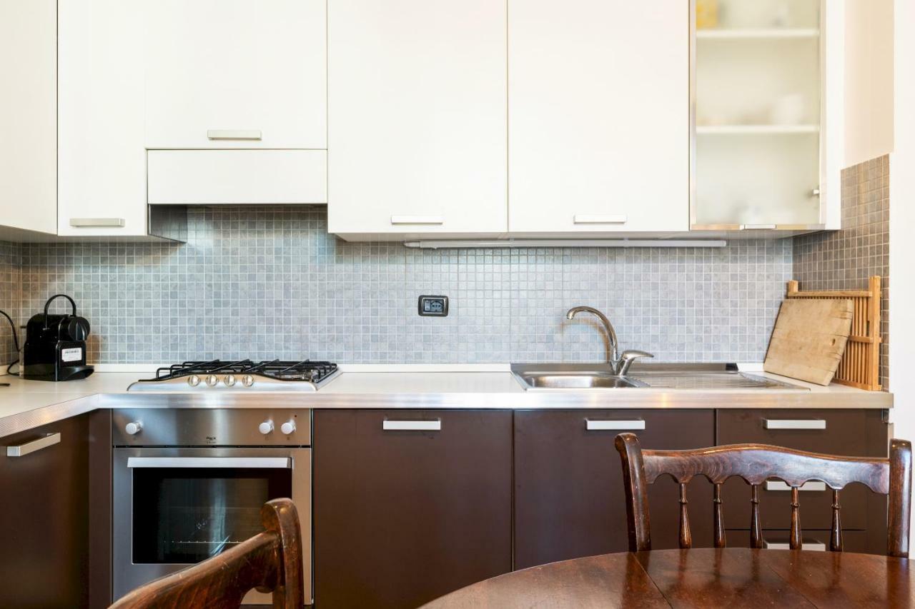 Апартаменты Altido Warm Flat For 3 In Isola, 10 Min To Centre Милан Экстерьер фото